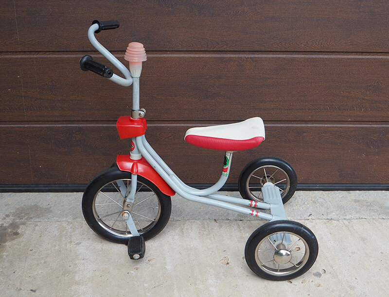 Детский трехколесный велосипед "Бим", изготовленный во второй половине 1980-х годов на Орловском Заводе Металлоизделий. Из коллекции Веломузея Андрея Мятиева.