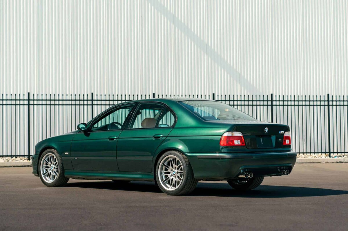 Редкий BMW M5 Oxford Green Metallic E39 продан на аукционе |  BMWLAND_official | Дзен