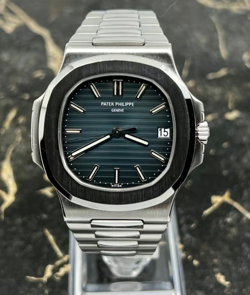 Часы Patek Philippe Nautilus - одни из самых культовых часов всех времен.