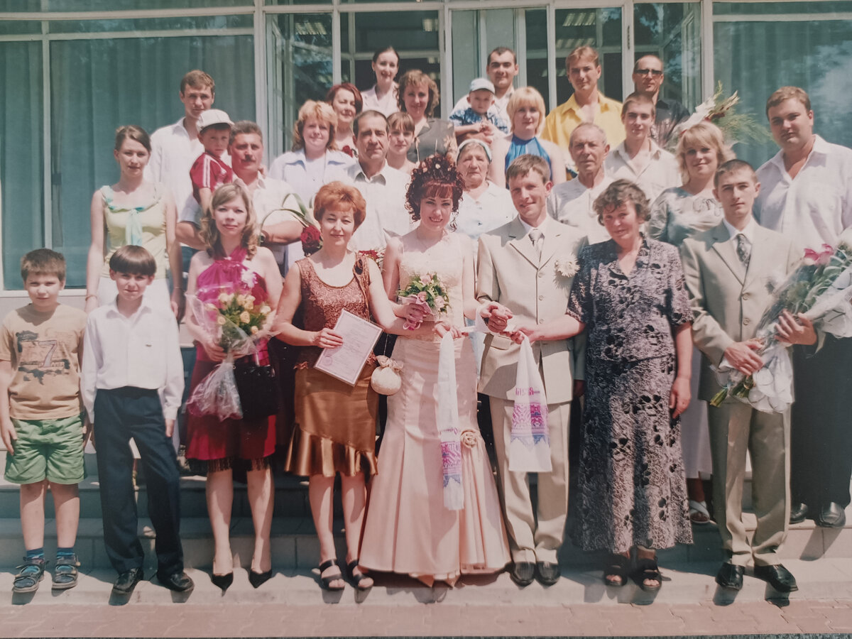 Все мы на свадьбе. Все ещё молодые 😍