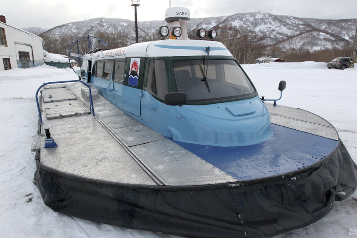    В Ханты-Мансийском районе на пассажирские маршруты вышли суда-подушки
