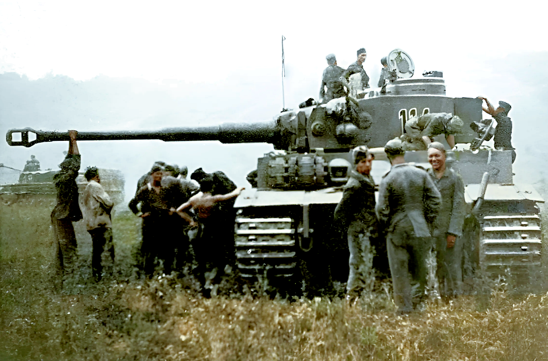 "Тигр" №114 из состава Schwer Panzerabteilung 503 во время операции "Цитадель", лето 1943 г.