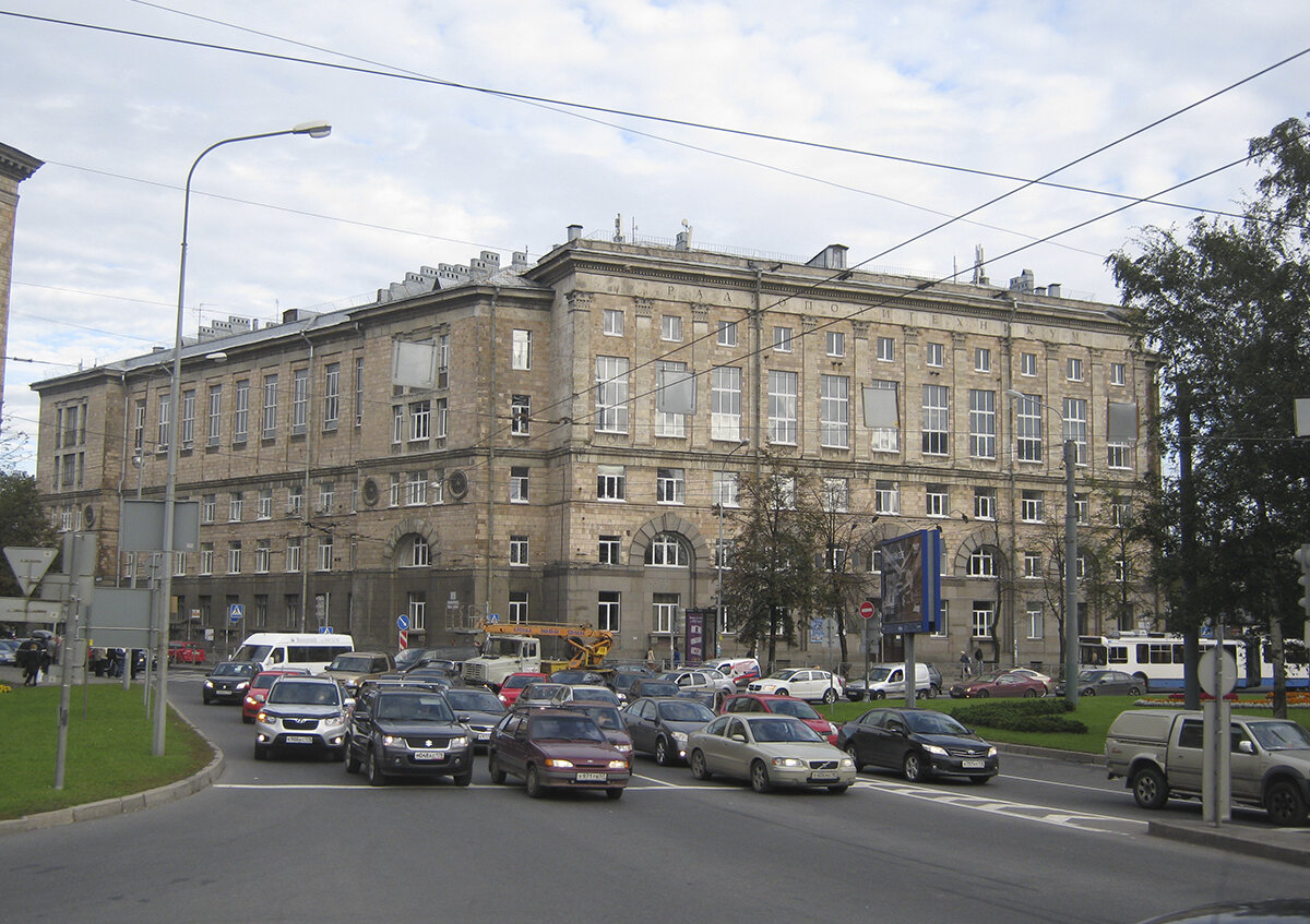 Проспект Энгельса, Санкт-Петербург
