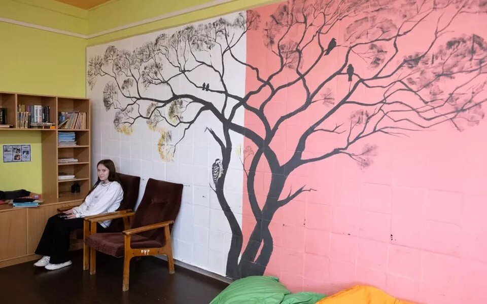    Роспись на стене, сделанная Семеном. Сергей Грачёв