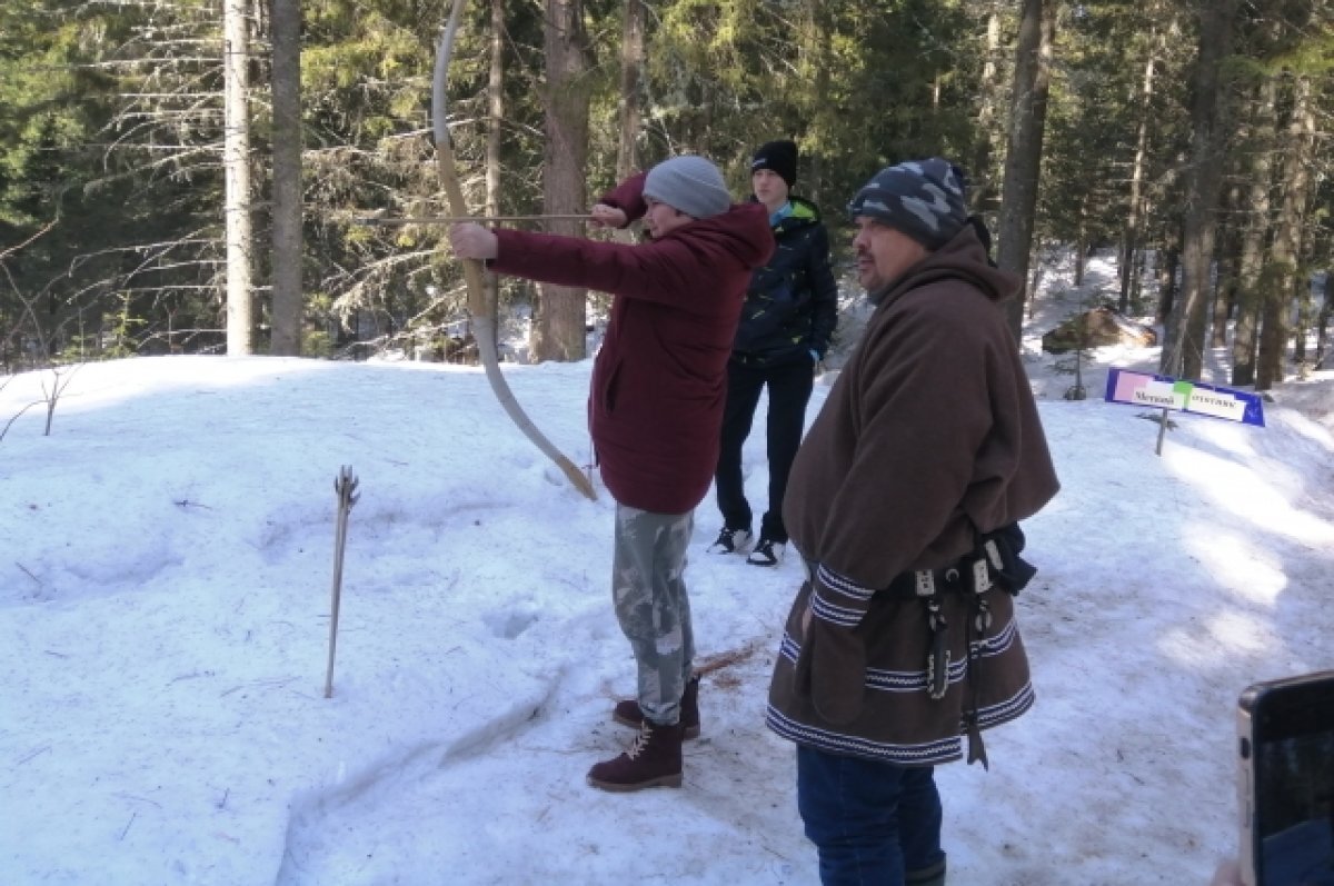    Для гостей организаторы подготовили обширную программу.
