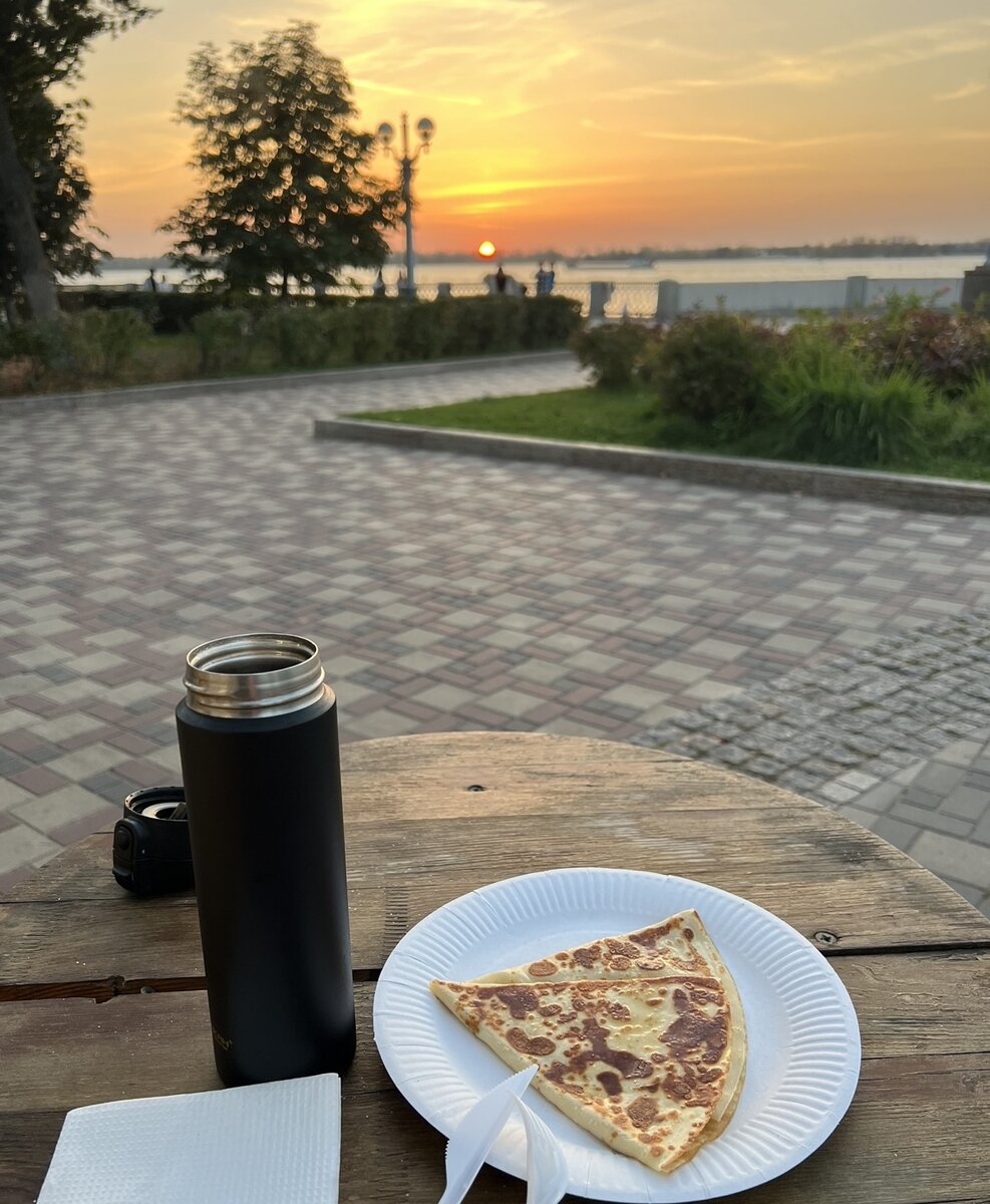 Термокружка с теплой водой всегда со мной и выручает