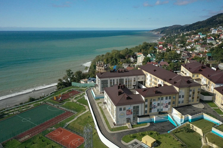 Школа №19 города Сочи