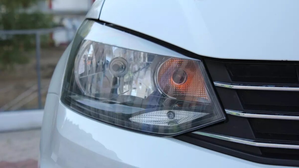     Госномера на автомобилях не только обязательный пункт при регистрации авто, но и повод показать, что водитель — не такой как все. Какие красивые номера ездят в Карелии, сколько они стоят и что означают — в нашем материале.