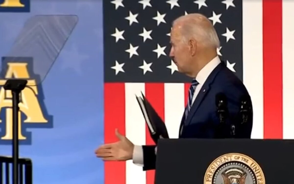 Джо Байден. скриншот