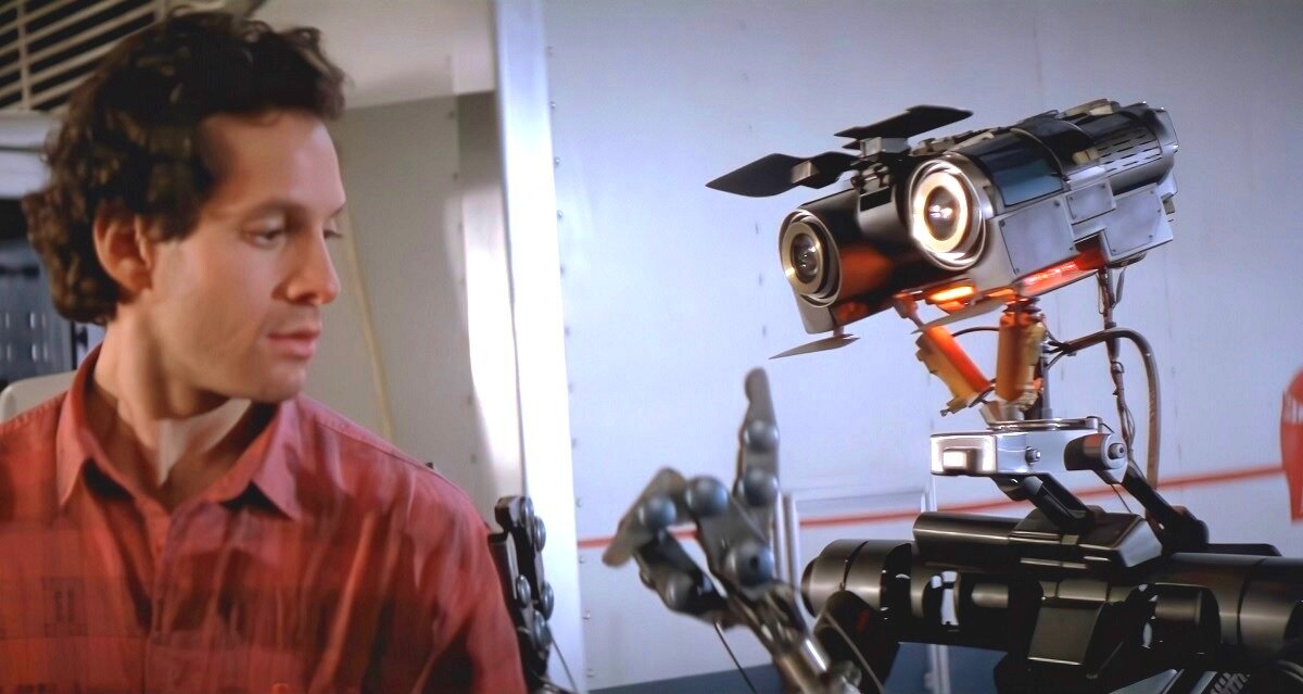 - Бли-и-ин! Плохая была идея играть с роботом в карты на щелбаны! 