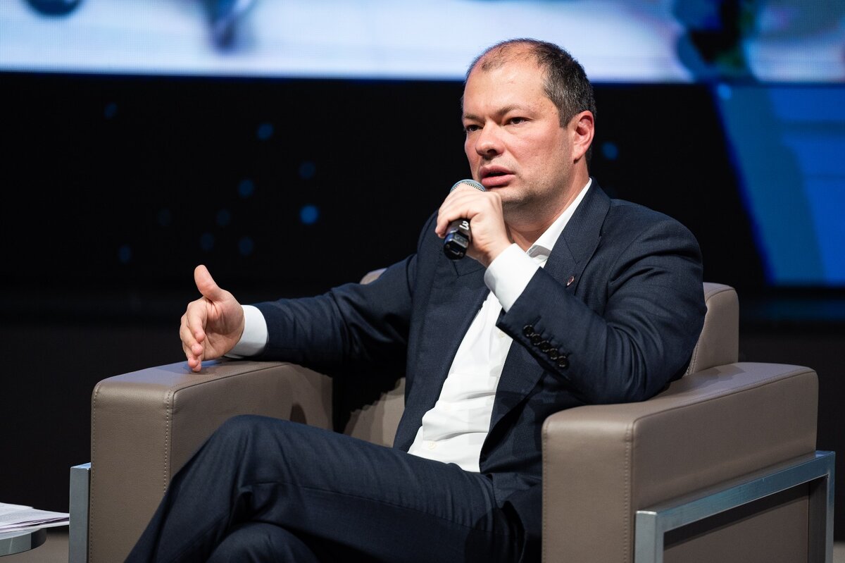 Генеральный директор УК “Уральская Сталь” Денис Сафин