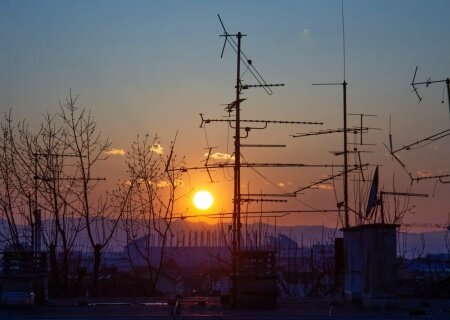    В 6 областях Украины введены графики отключения света. В Харькова света не будет по 7—8 часов