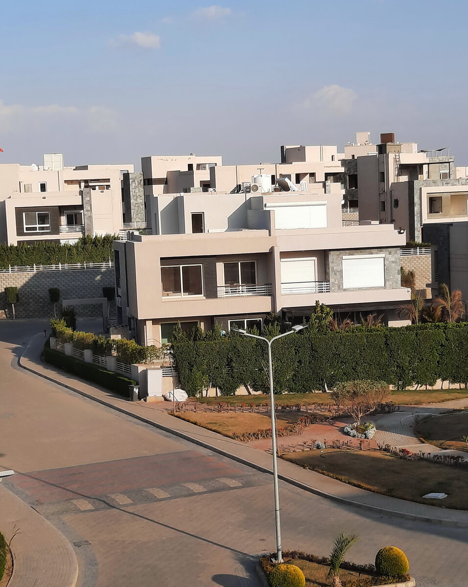 Коттедж в пригороде Каира, район Шейх Заед.