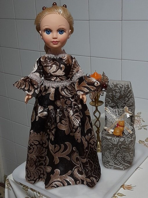 "Бархатное сияние" - платье в стиле XIX века для встречи гостей дома для куклы Анастасии. Апрель,  2024. 