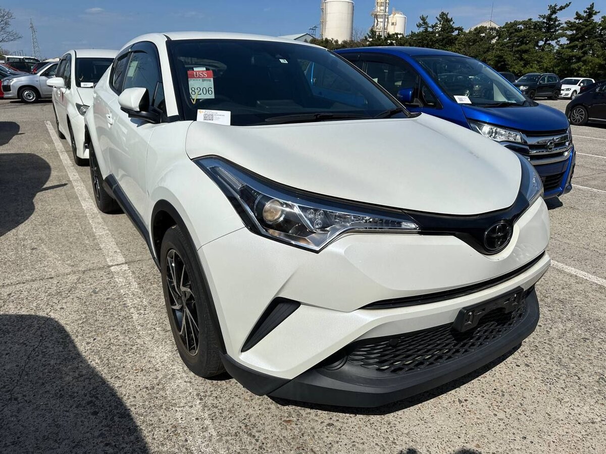 Купили Toyota CH-R: 4WD и пробег 50 000 км в бюджет 1 600 000 рублей. | Авто  из Японии | Дзен