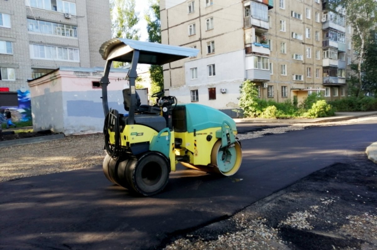    Ремонтирующая дороги иркутская фирма чуть не лишилась техники из-за долгов