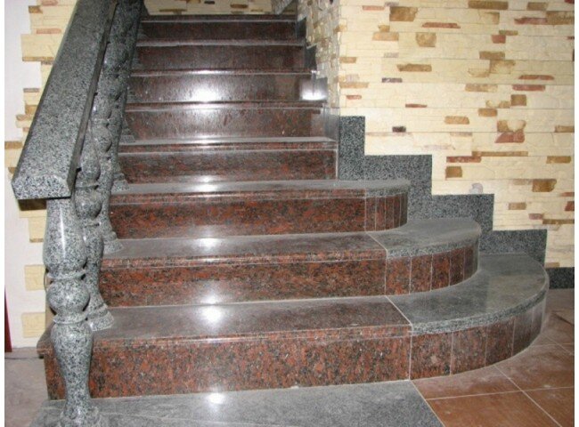 Крыльцо и ступени из гранита