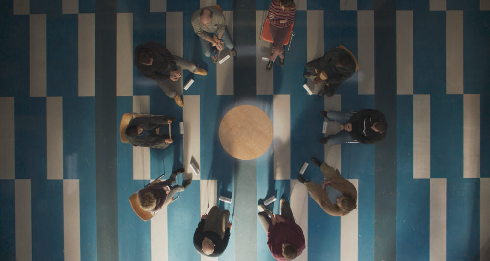 Листайте галерею. Вы сразу поймете, кто из участников диалога преступники, жертвы или волонтеры.   