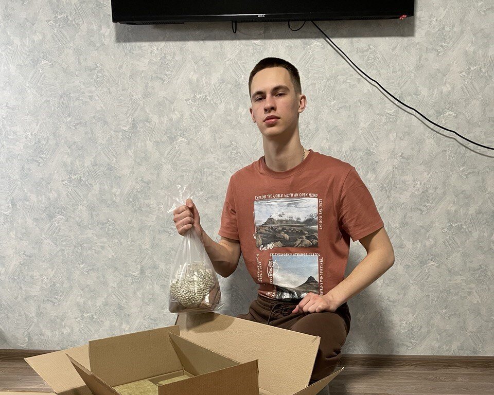 Автор статьи с одним из своих первых бизнесов