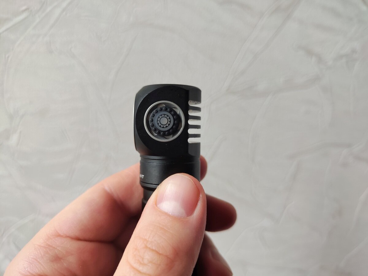 Скилхант h300. Skilhunt h200. Скилхант h300. Фонарик skilhunt h04 h04r h04f rc. Skilhunt h200.