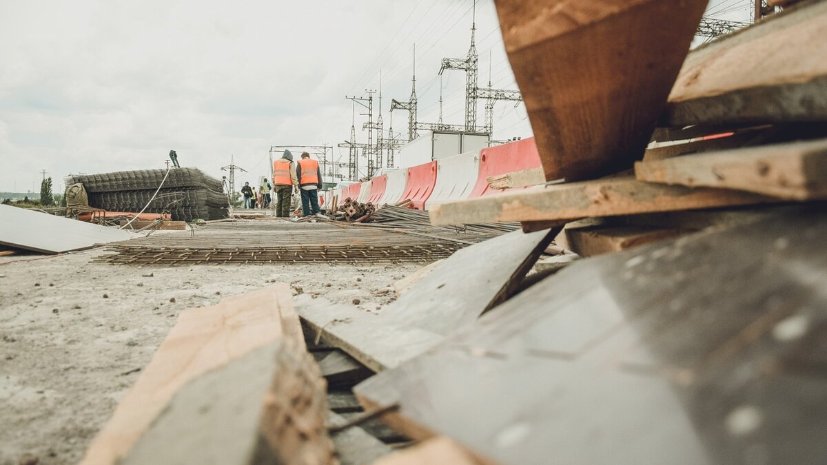     Деревянный мост на подъезде к селу Духовскому починили. Сооружение обрушилось 28 марта.