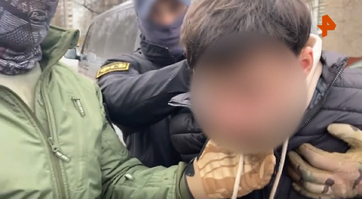 Фото: Кадры задержания публикует ФСБ