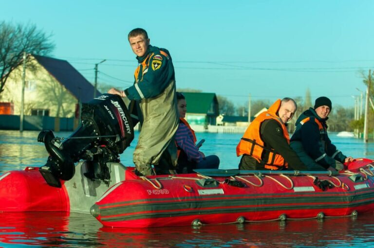    Денис Паслер о паводковой ситуации: Все службы продолжают работу в круглосуточном режиме Кристина Просвиркина