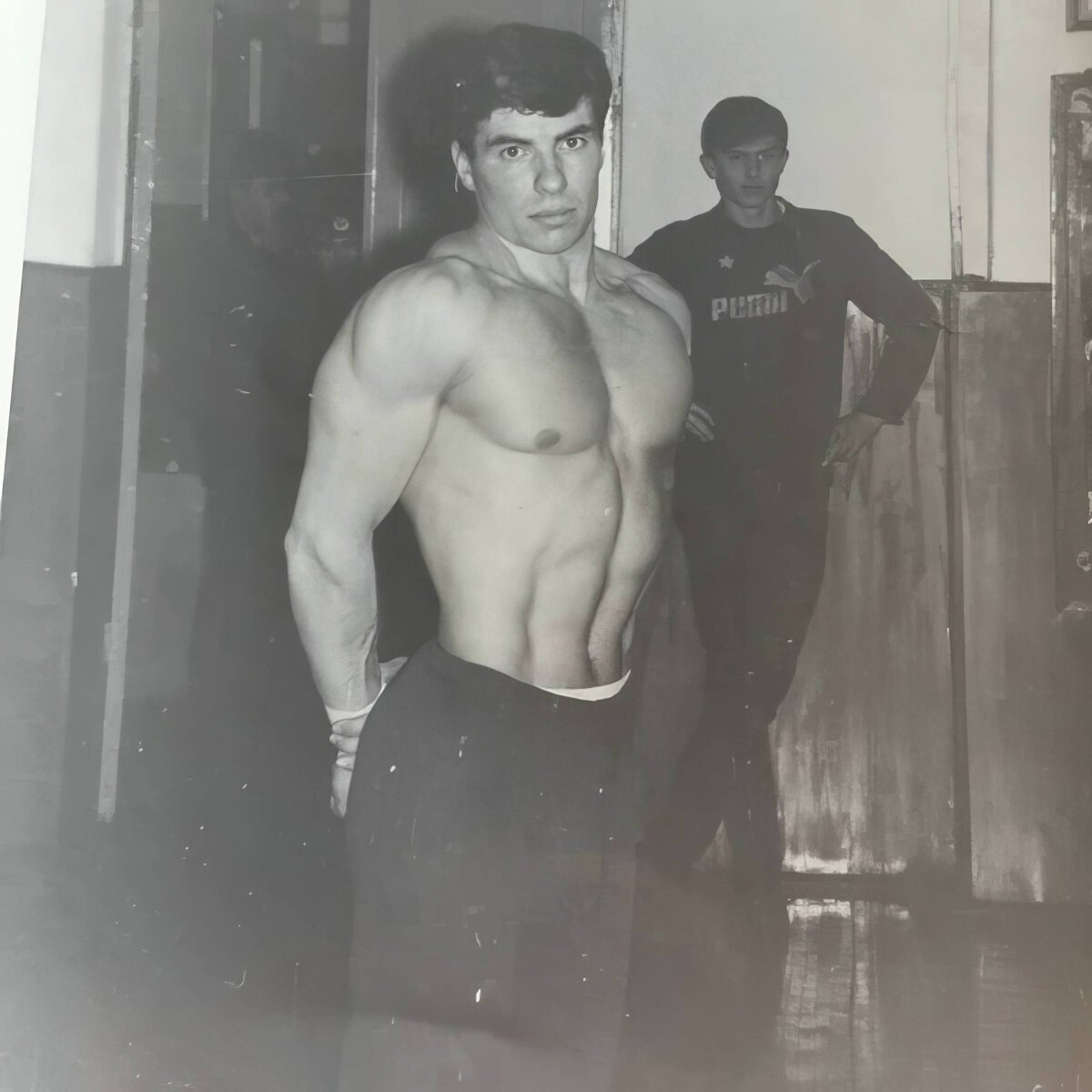 Алексей Шерстобитов в "качалке"