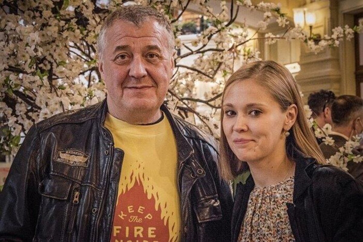 Ваха семья. Ваха семья. Ваха актер. Ваха семья. Ваха семья.