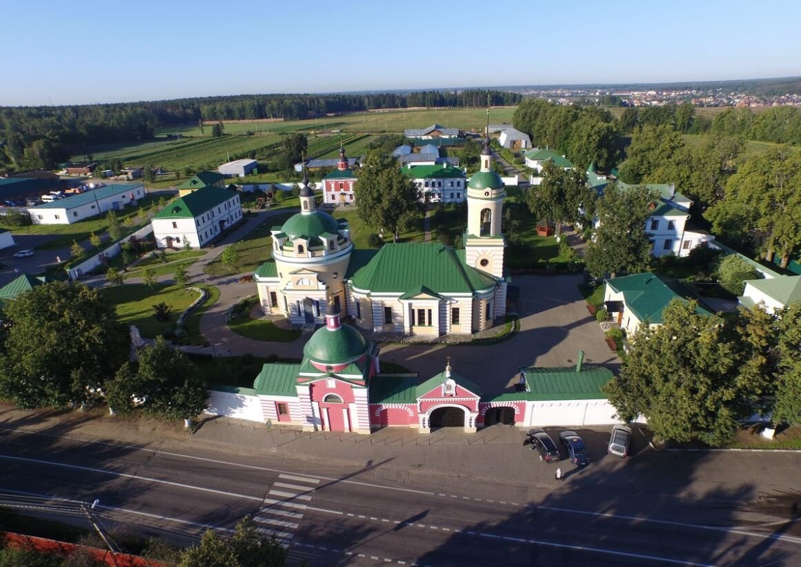 Топ-20 Достопримечательности Истры, Московская область: что посмотреть за 1  день самостоятельно, куда сходить, фото и описание | Достопримечательности  Мира – Top7Travel.ru | Дзен