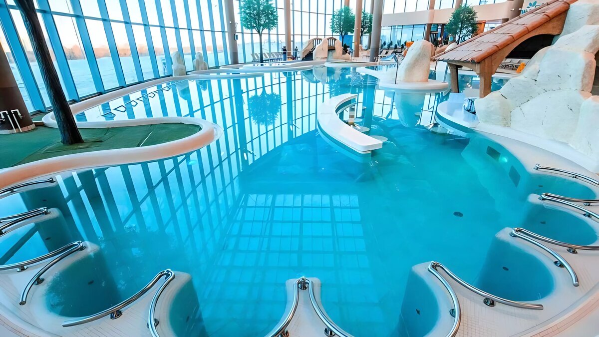     По итогам 2023 года чистая прибыль термального курорта сократилась на 23,7 миллиона рублей или 29% и составила 59,5 миллиона. Выручка возросла с 1,7 до 1,9 миллиарда рублей. Такие данные указаны в финансовой отчетности компании.