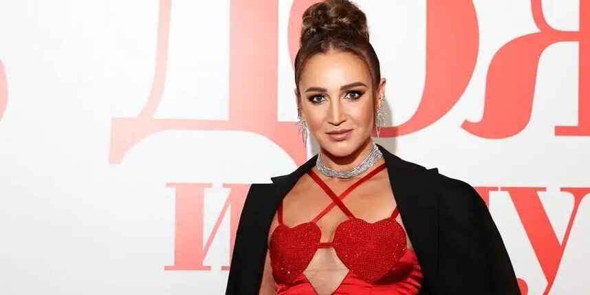    Ольга Бузова на презентации фильма."Русский репортаж"