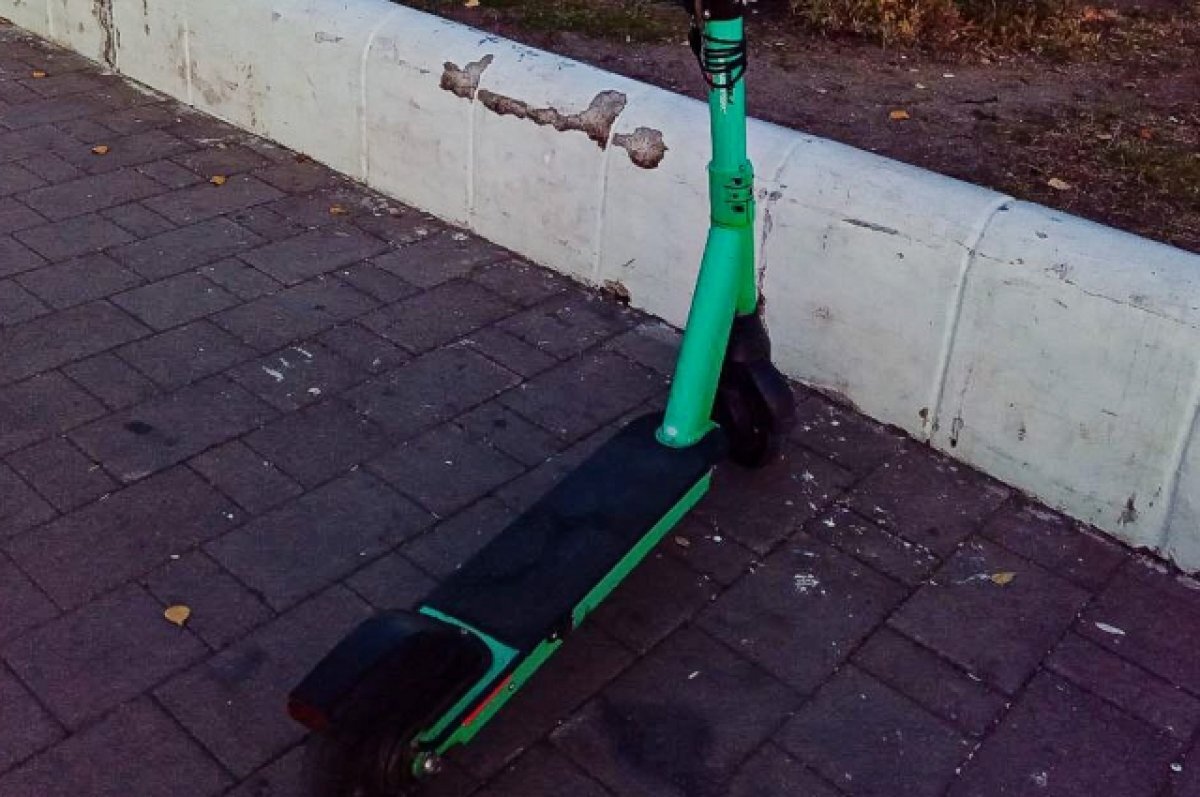    В Краснодаре водитель легковушки сбил 11-летнего ребенка на самокате