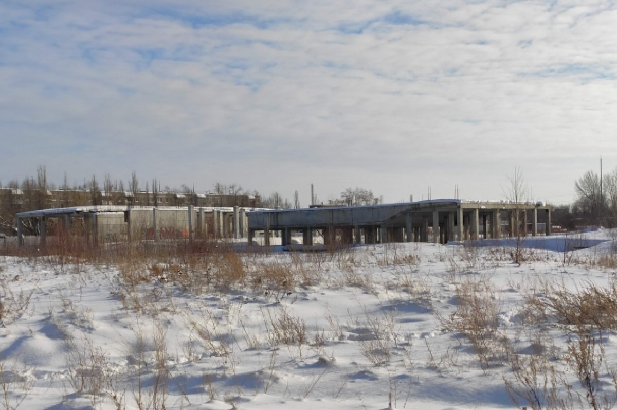    Недостроенный ФОК разбирают в Сормовском районе