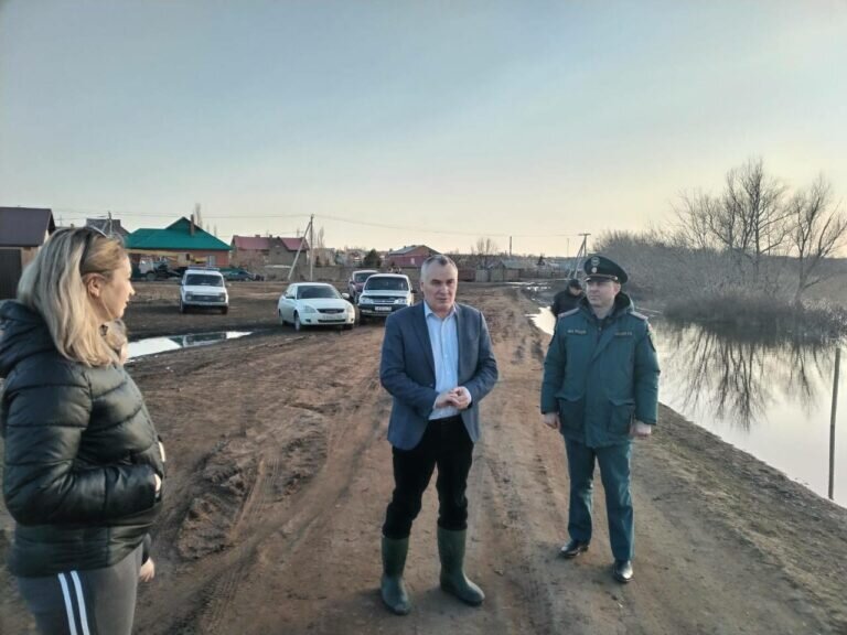    Козупица: В Орск прибыли силы МЧС из Оренбурга. Сегодня их усилят спасатели из Перми Марина Шарт