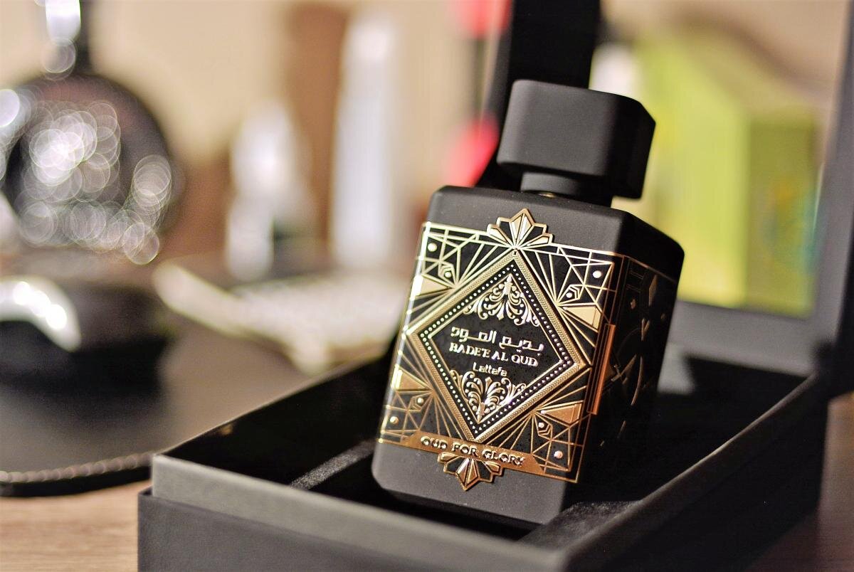 «Bade'e Al Oud Oud for Glory» от Lattafa Perfumes. Фото пользователя Fragrantica neica_nimeni.