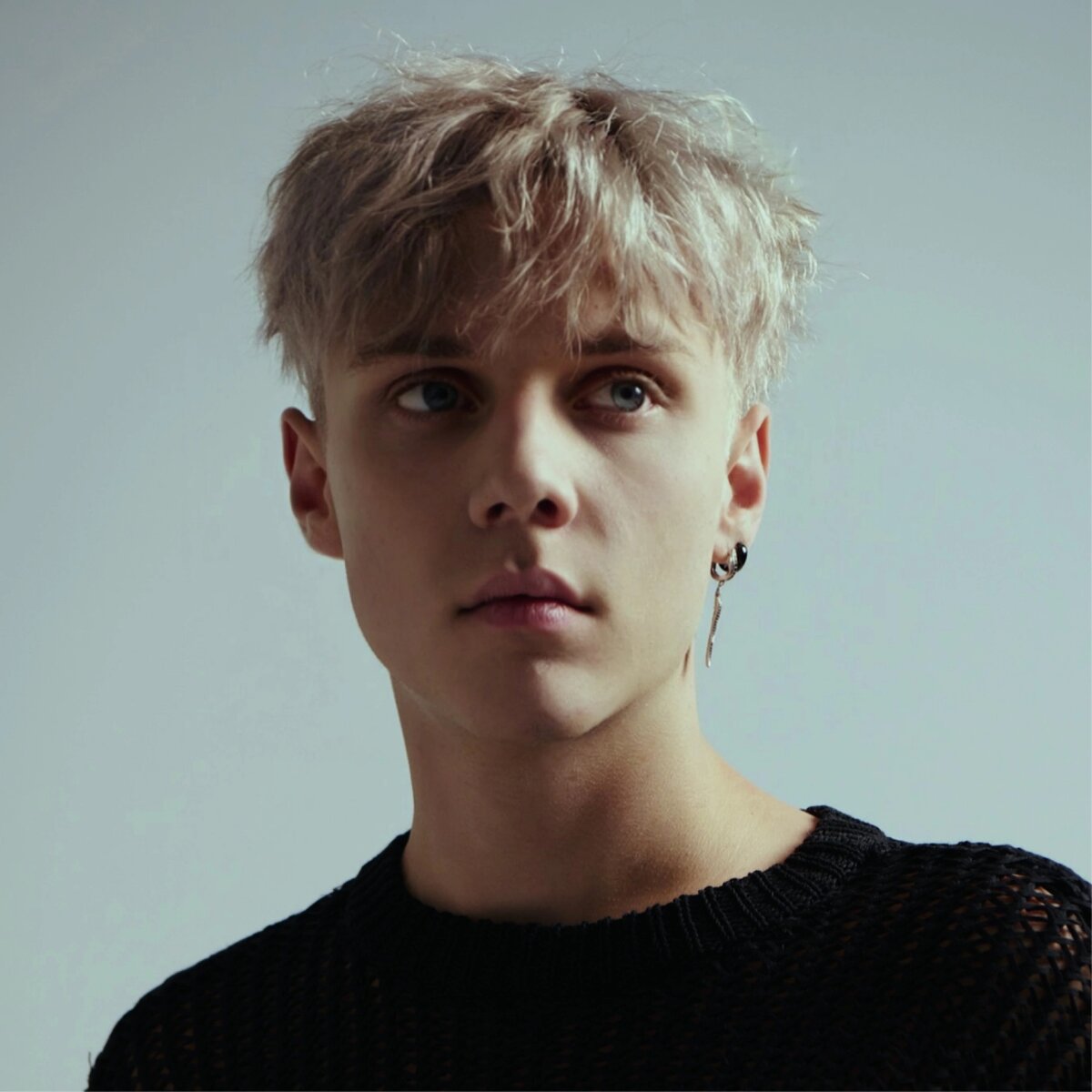 Ваня Дмитриенко (фото взято на  imghub.ru)