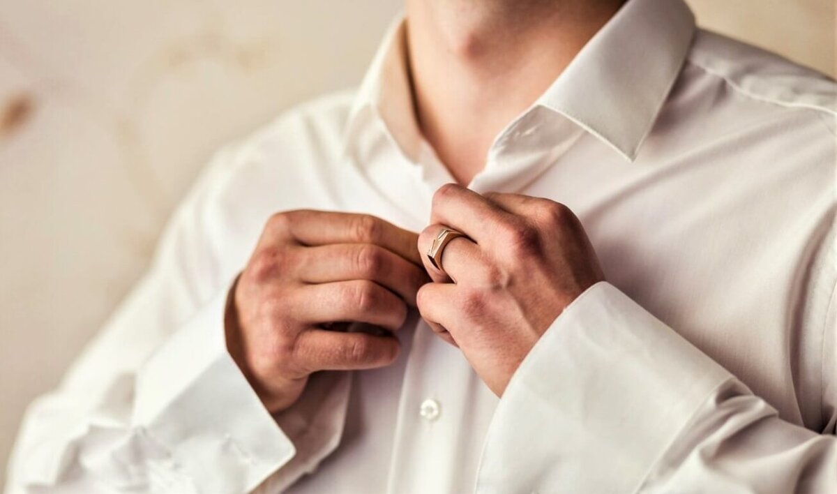    Расположение мужских и женских пуговиц имеет долгую историю. Изображение: familydoctor.org