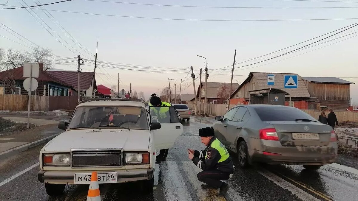 В Серове нетрезвый водитель сбил на пешеходном переходе пенсионерку и  ребенка | Новости Тагила TagilCity.ru | Дзен