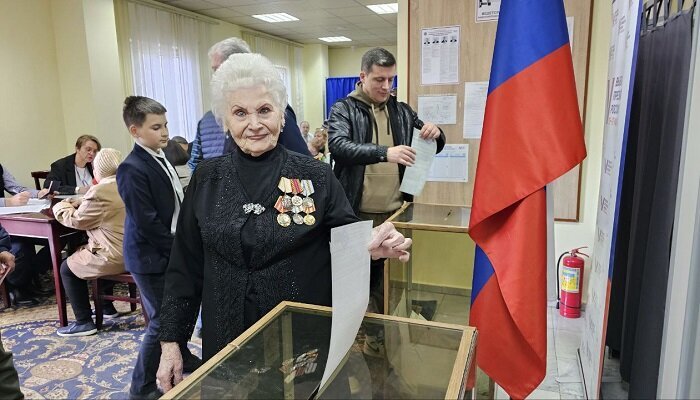    голосование в Таджикистане на выборах президента России / источник фото: Посольство России в Таджикистане