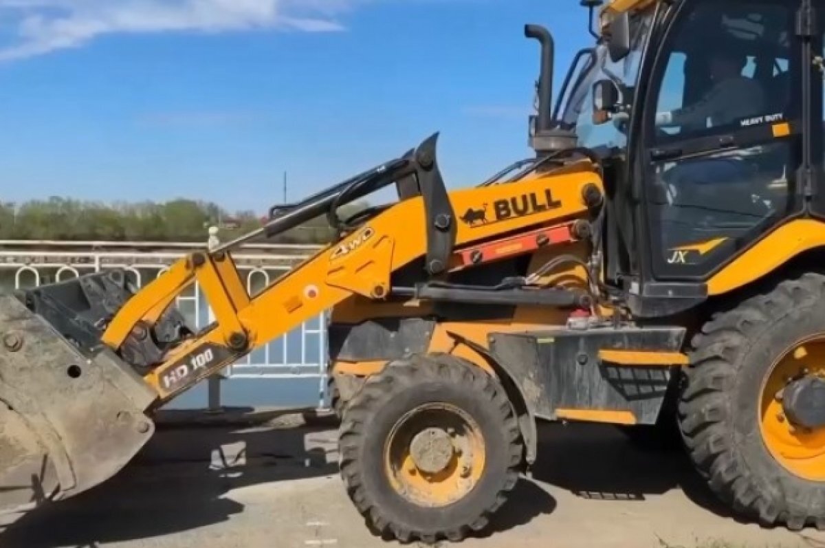    В Юбилейном микрорайоне начался ремонт набережной