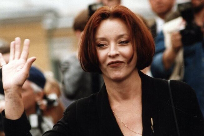     Анастасия Вертинская отсудила 2/3 выручки от проданной квартиры умершей подруги