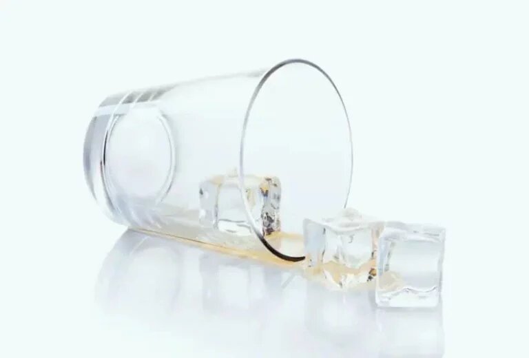    Оренбургские врачи рассказали о первых признаках угрозы здоровью при приеме алкоголя Белов Михаил Александрович