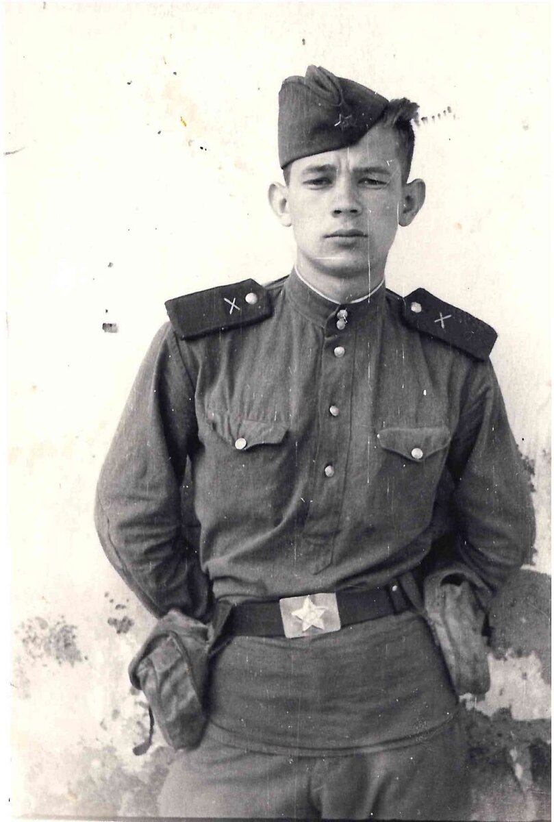 Рядовой Советской Армии