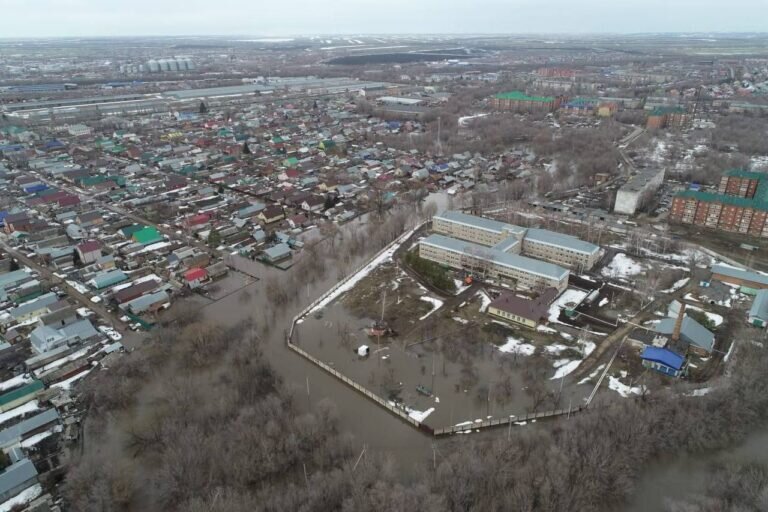    В Бузулуке из-за паводка введен режим ЧС муниципального характера Андрей Севостьянов