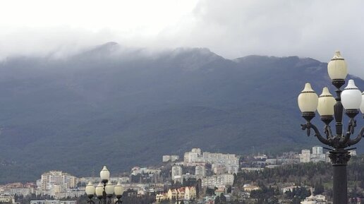 Ялта после дождя в начале апреля