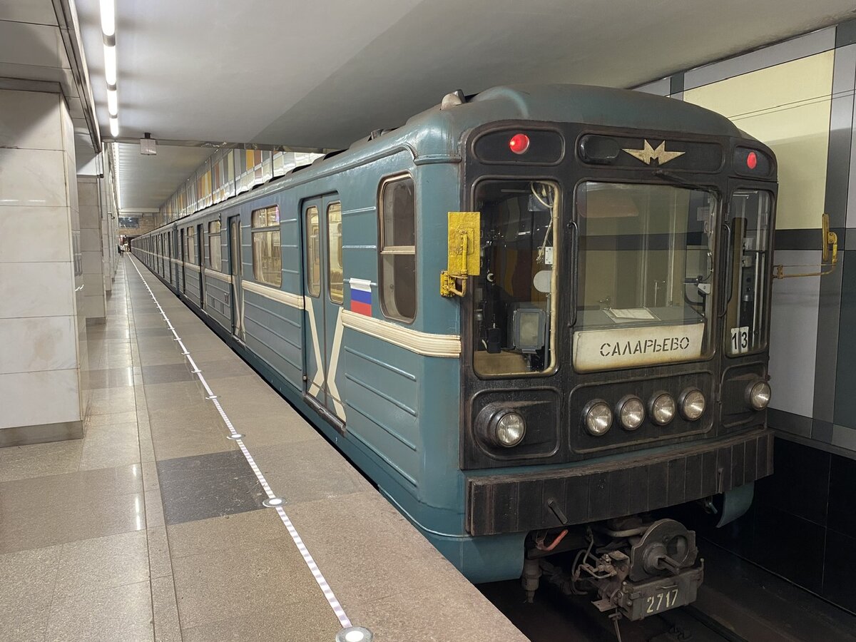 Подвижной состав Сокольнической линии. Источник: https://transphoto.org/