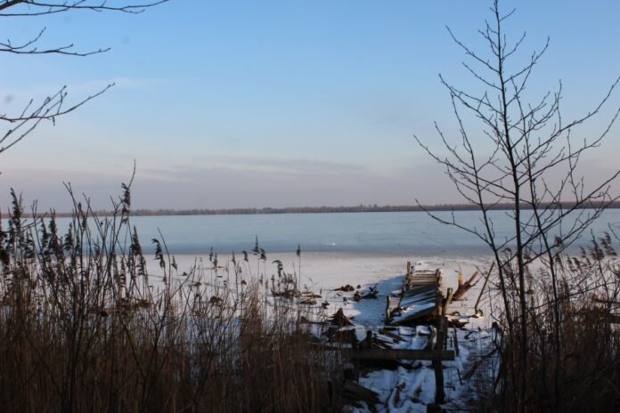 Озеро Черное – одно из термокарстовых озер Мещеры