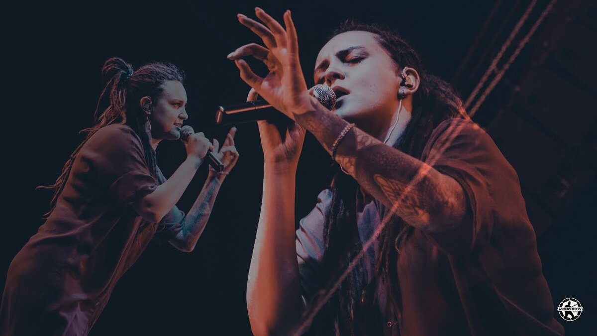 "Ай во лугах, Я во лугах, Ой травка замирала, Ее а ой Еееа ой, Травка замирала."(с) Катя Drummatix. Фото: imghub