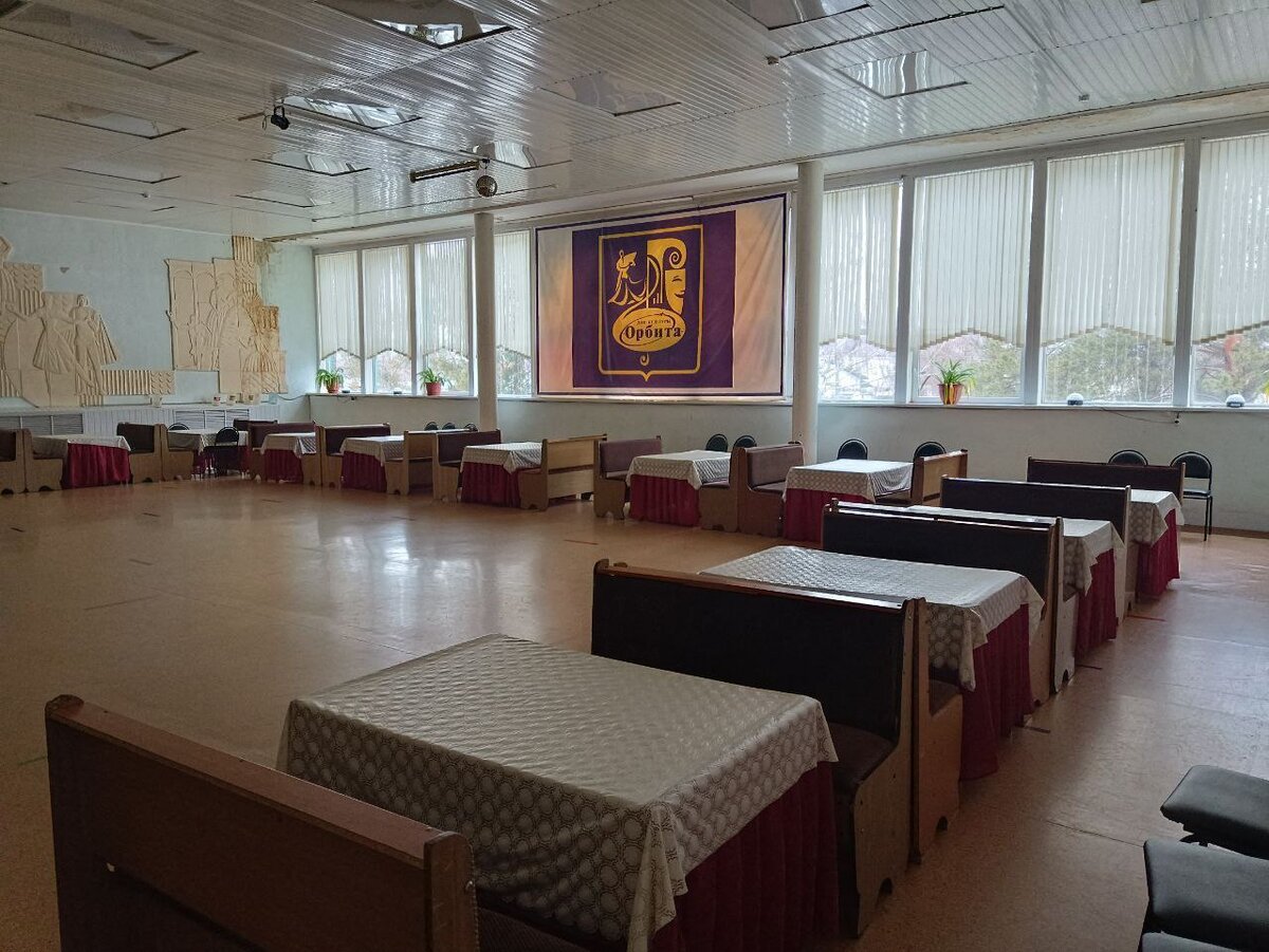    Для оренбуржцев из СНТ, попавших в зону подтопления, готовы пункты временного размещения Андрей Севостьянов